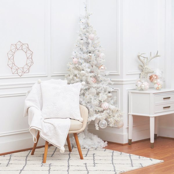 White Snowflake Throw Discount